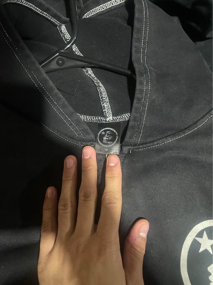 hellstar hoodie - photo 2