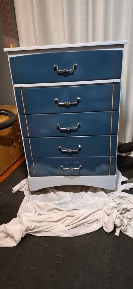 Solid Wood Vintage 5 drawer dresser blue & light blue wash - photo 3