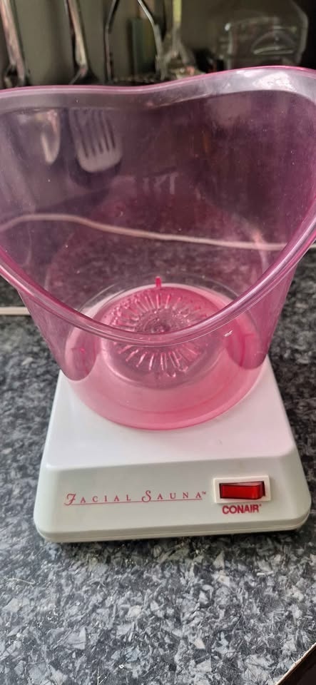Conair Facial Sauna, a vintage personal facial steamer