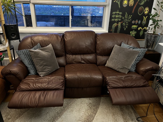 LEATHER COUCH RECLINER - photo 3