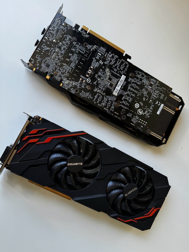 Gigabyte GTX 1070 - photo 3