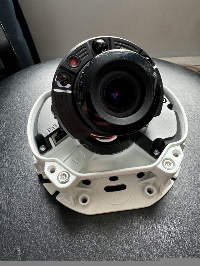 CCTV CAMERA AXIS brand new - photo 2