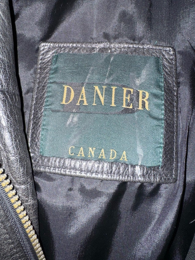 Danier Leather Jacket - photo 2