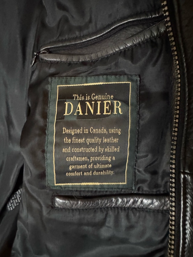 Danier Leather Jacket - photo 3