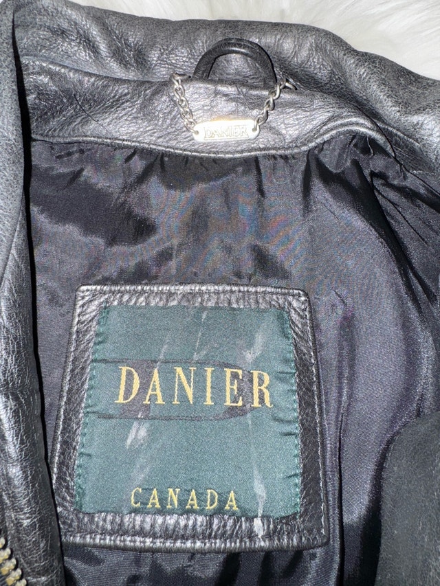 Danier Leather Jacket - photo 4