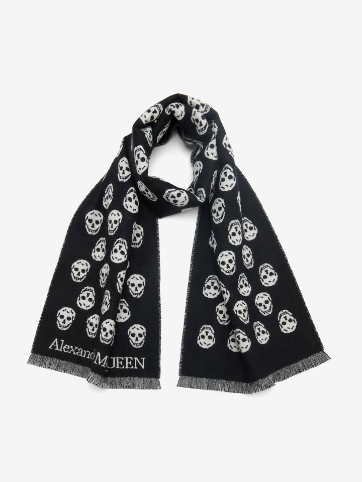Alexander McQueen Skull Long Scarf Black Wool Italy Pre-owned - photo 2