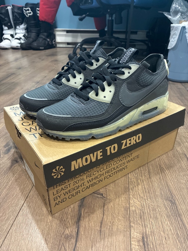 Brand new Nike air max 90 terrascape
