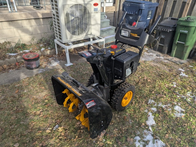 Poulan PRO 27" Gas Powered Snowblower - photo 4