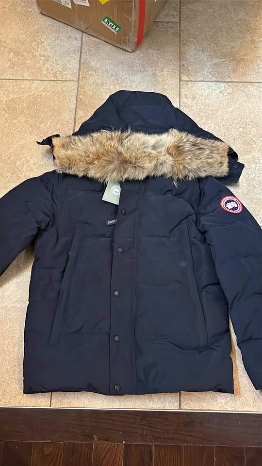Canada Goose Wyndham Jacket Navy