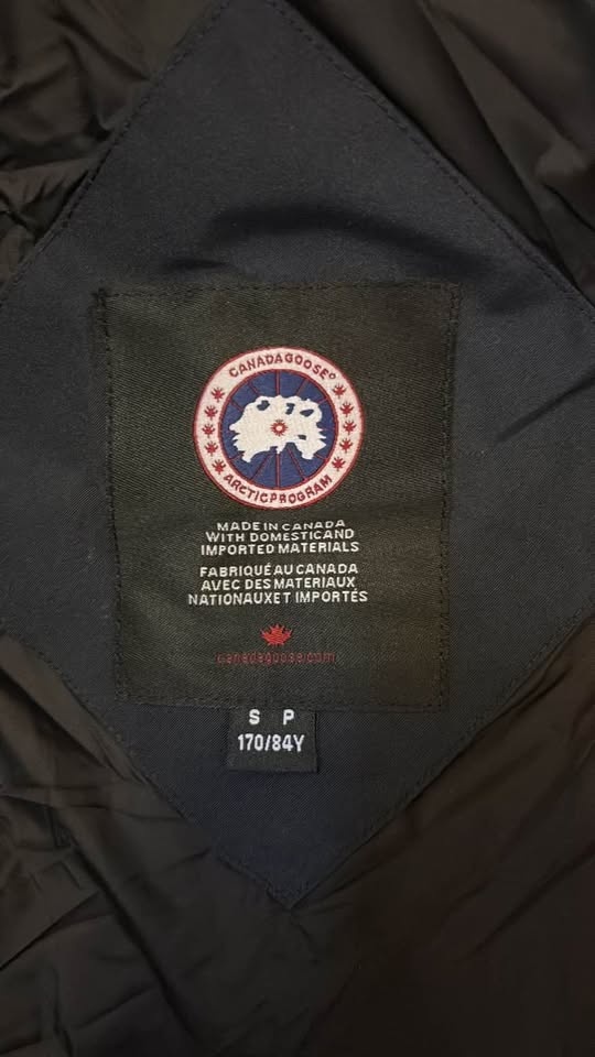 Canada Goose Wyndham Jacket Navy - photo 5