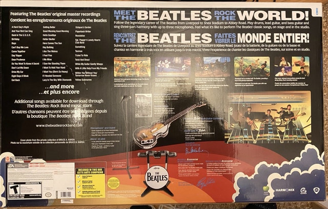 Wii The Beatles Rock Band Bundle CIB like new! - photo 2