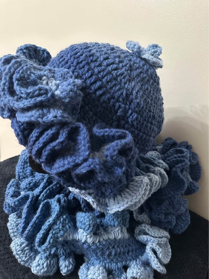 Ombré Crochet Ruffle Hats with Scarf - photo 3