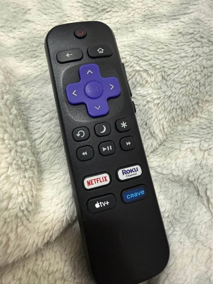 Hisense 58” Smart TV – Like New, Still Has Protective Plastics - photo 2