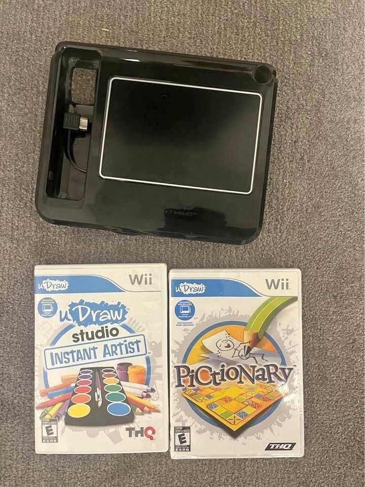 Nintendo Wii uDraw Bundle
