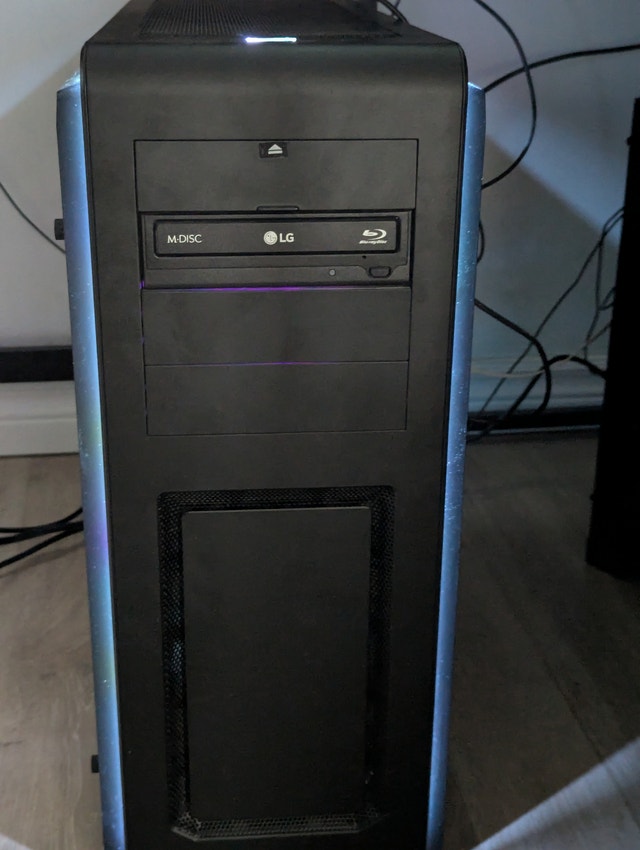 Gaming PC - Custom - photo 3