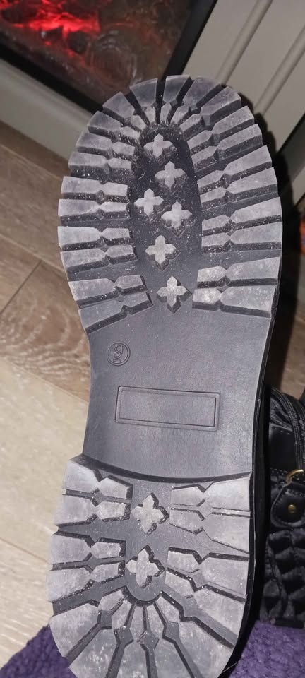 Womens Canadiana Winter boots - photo 4