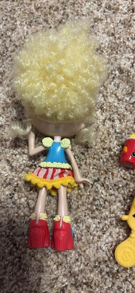 Shopkins Shoppies Popette doll - photo 3