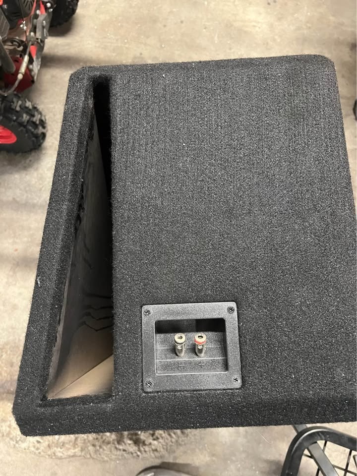 Soundstage Subs 12” and box - photo 2