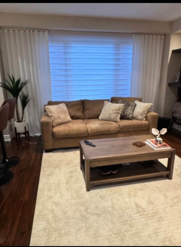Couch with/without chaise - photo 5