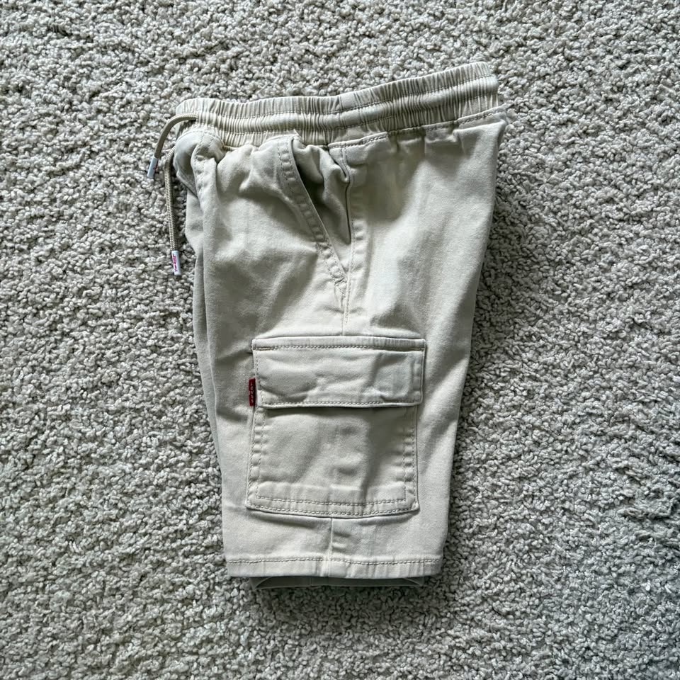 Levi’s Boy's Size 6 Small Cargo Pocket Drawstring Shorts - photo 3