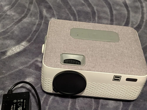 RCA 720p Bluetooth Projector (RPJ402) - photo 2