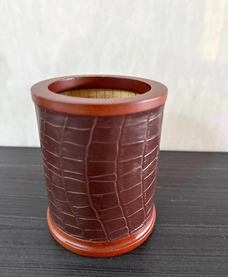 Bombay Pen Holder