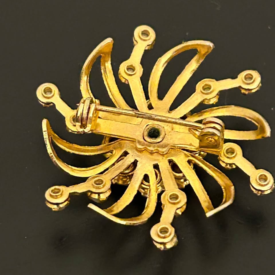 Vintage Gold-Tone Masonic Star Brooch - photo 3