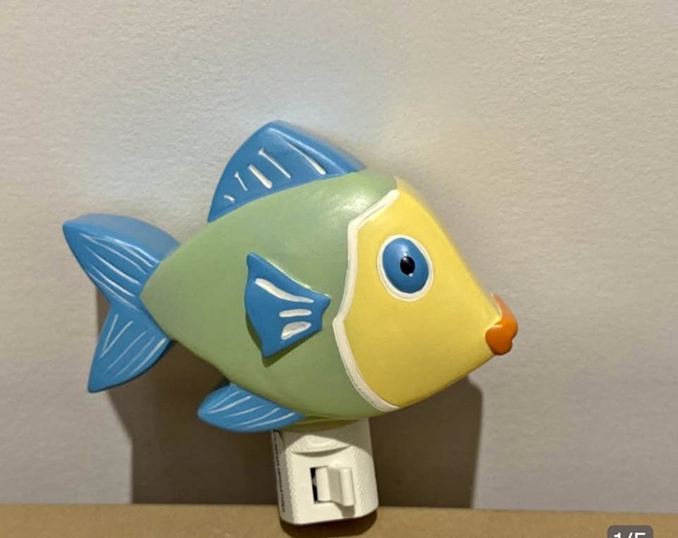 Pottery barn kids Fish plugin Night Light