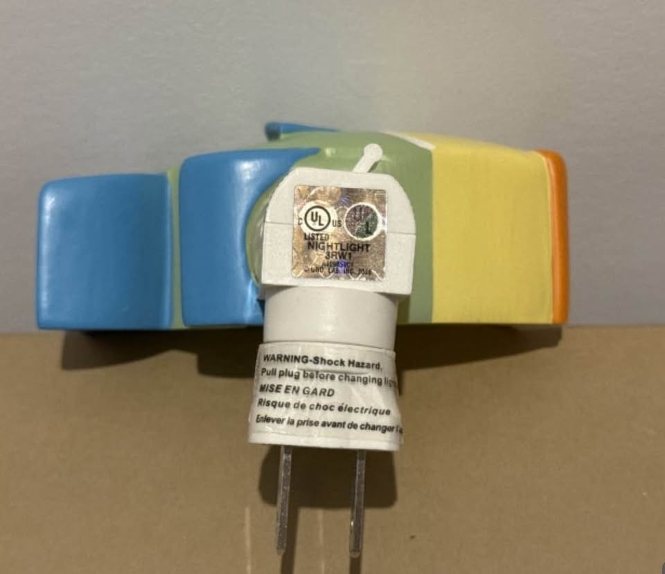 Pottery barn kids Fish plugin Night Light - photo 2