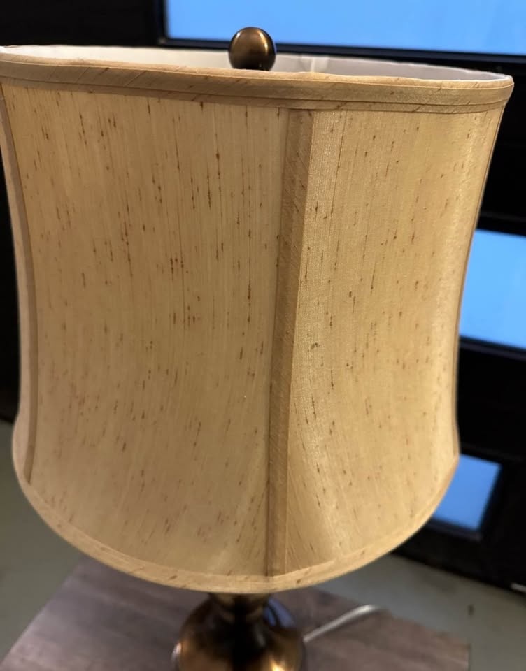 Table lamp - photo 3