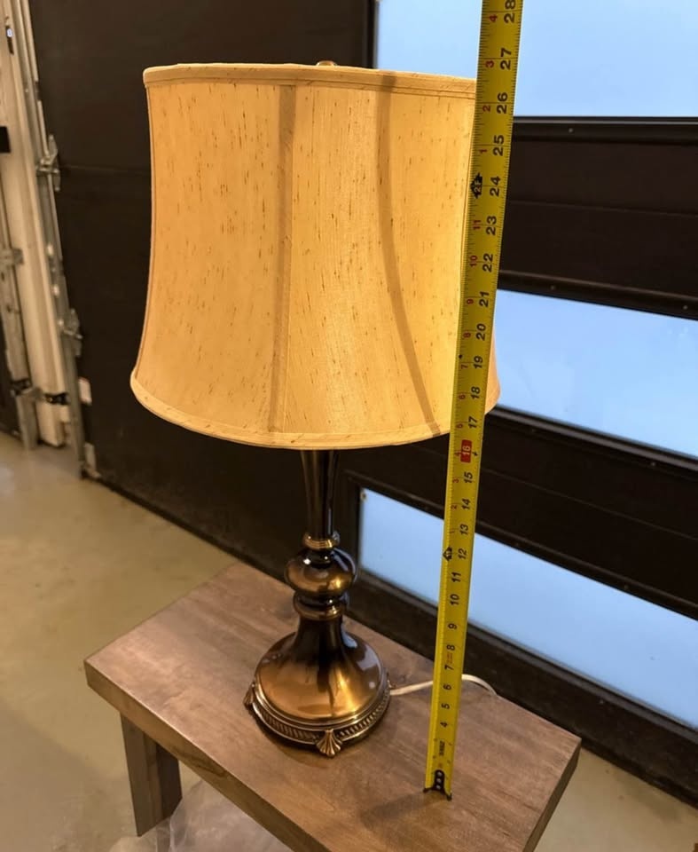 Table lamp - photo 5