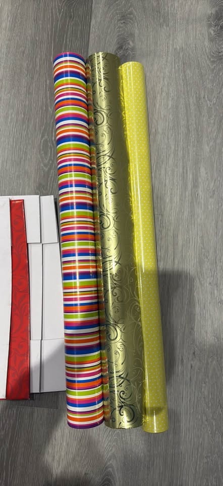 Gift wrap lot - photo 5