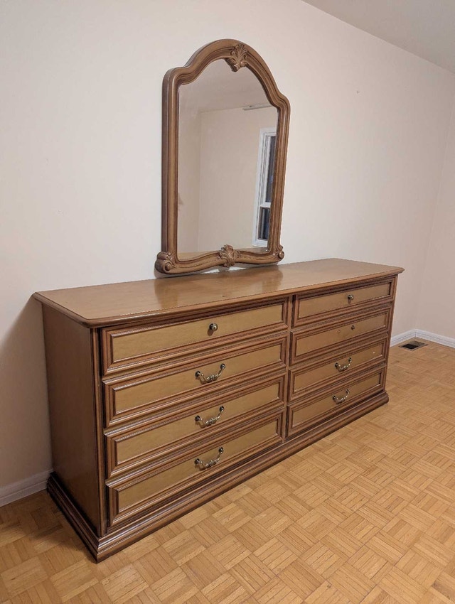 bedroom dresser with mirror $100