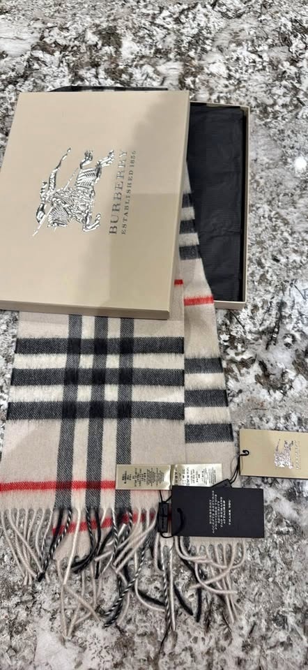 Burberry children Scarf
