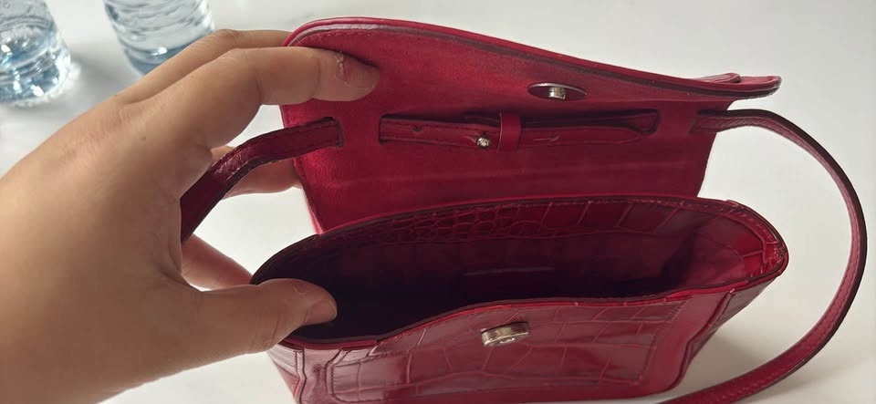 Vintage Luxury Furla Bag - photo 3