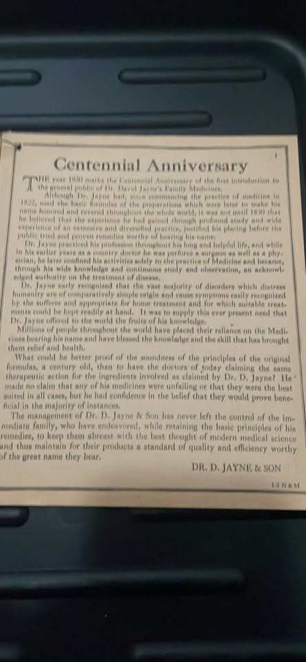 Vintage 1930 and 1931 Dr. D. Jaynes Medical Almanac - photo 4