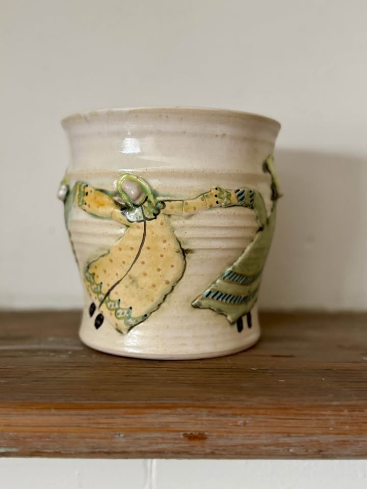 Studio Pottery Vase - Folk Art - 6” Tall - Signed ‘91 - photo 4