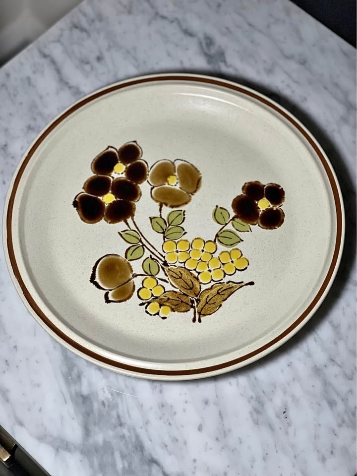 Vintage Hearthside Stoneware Chop Plate Platter