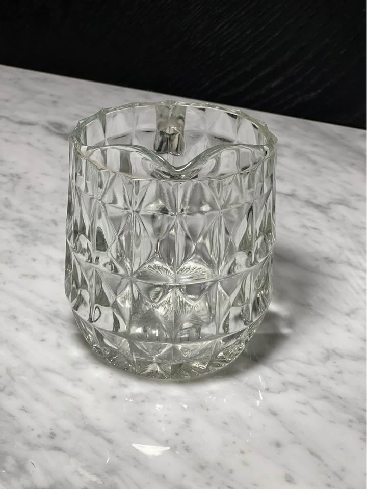 Jeannette Glass Windsor Diamond pitcher - photo 4