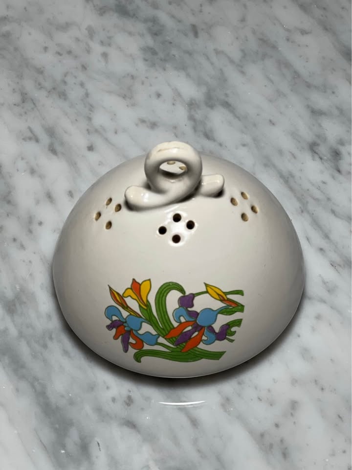 Vintage Tabu Dana Perfumes ceramic dusting powder jar - photo 2