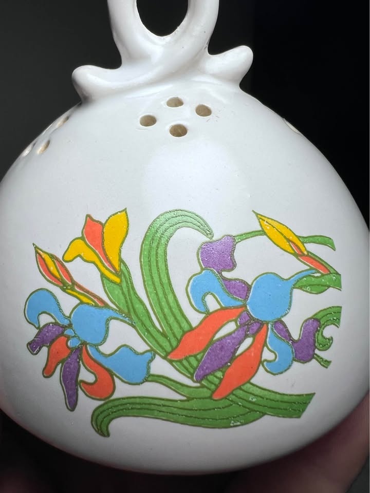 Vintage Tabu Dana Perfumes ceramic dusting powder jar - photo 5