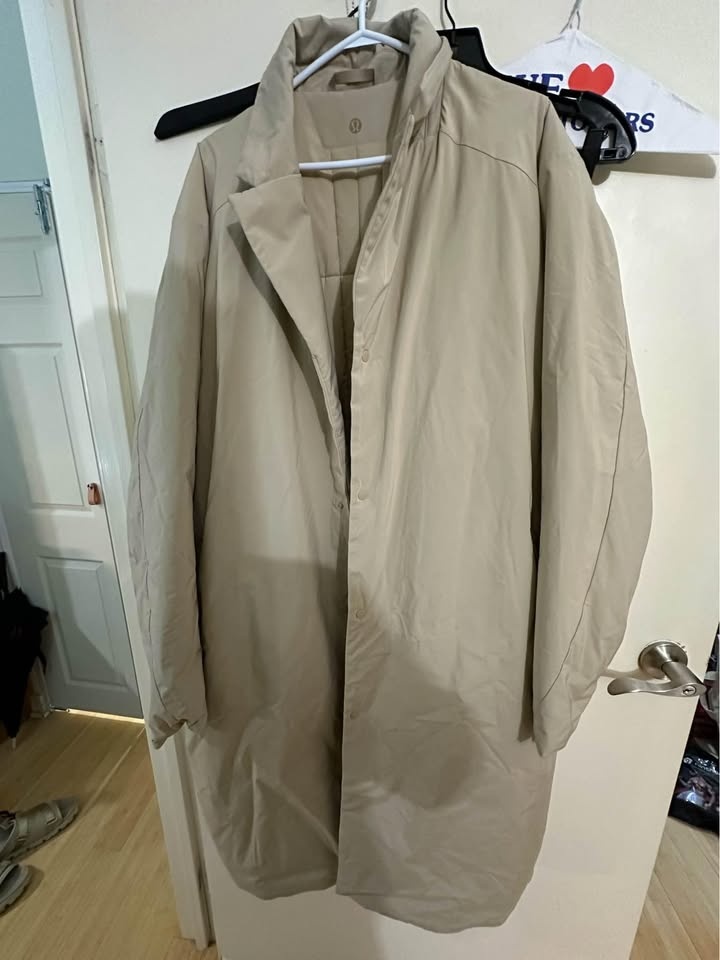 Lululemon Parkway Insulated Coat - photo 3