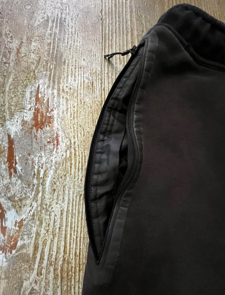 Nike Tech Black Sweatpants - photo 4