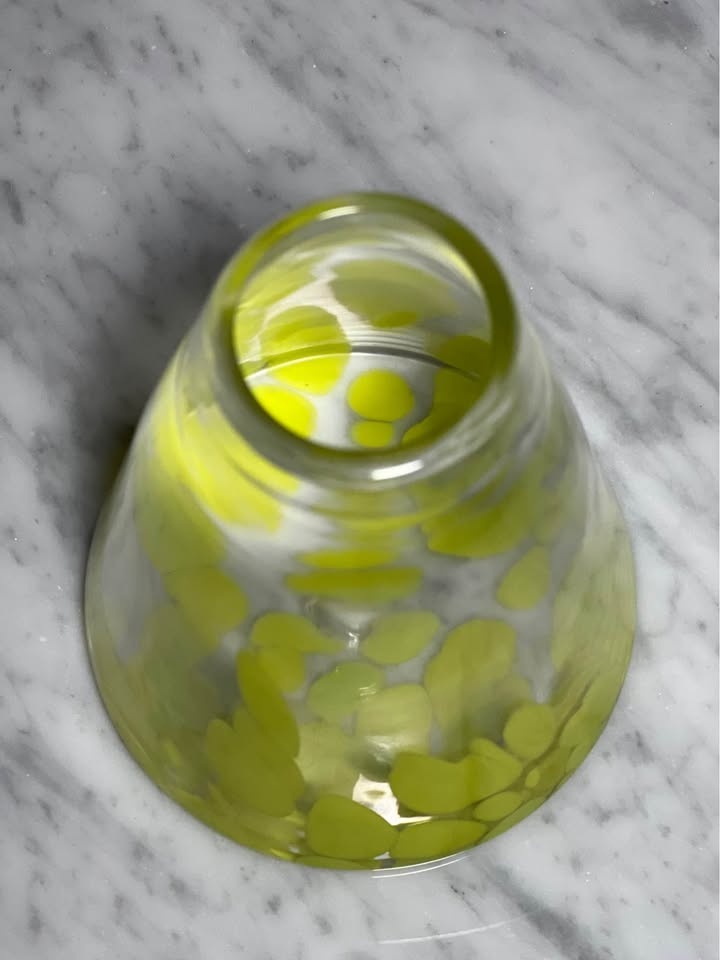 Hand-blown art glass vase - photo 3