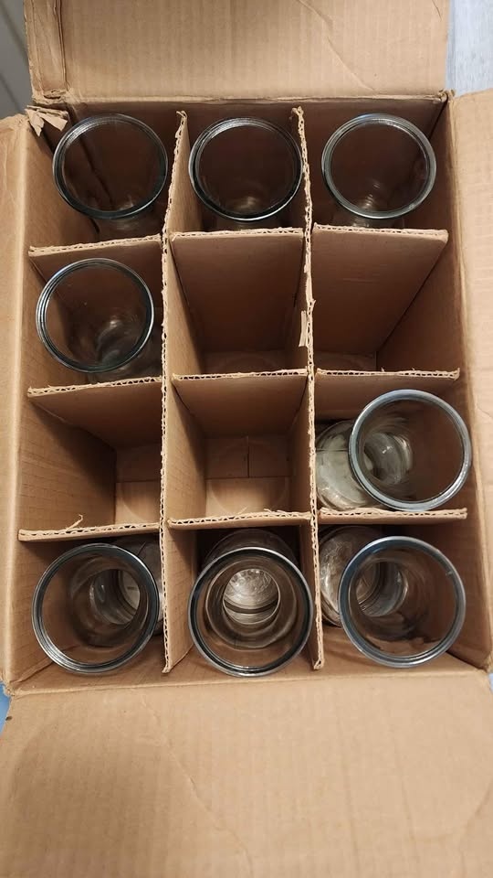 1L Carafe x 8 - photo 3