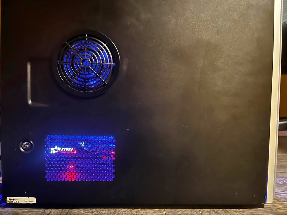 Custom gaming pc read Description)