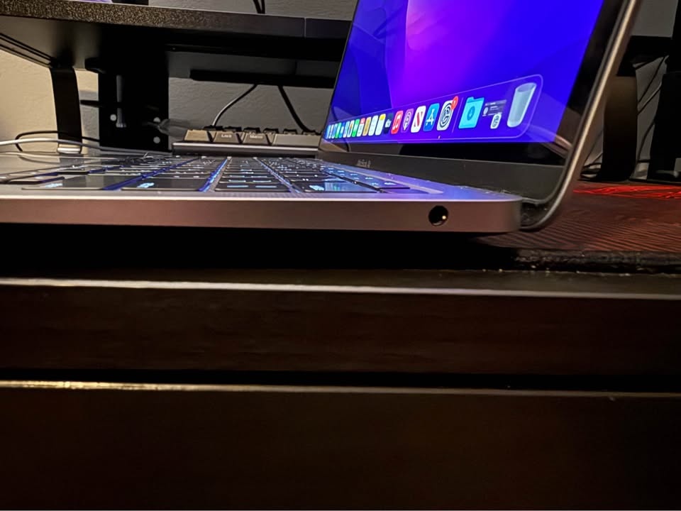 13” M1 MacBook Air – 8GB RAM/256GB SSD – Space Gray - photo 4