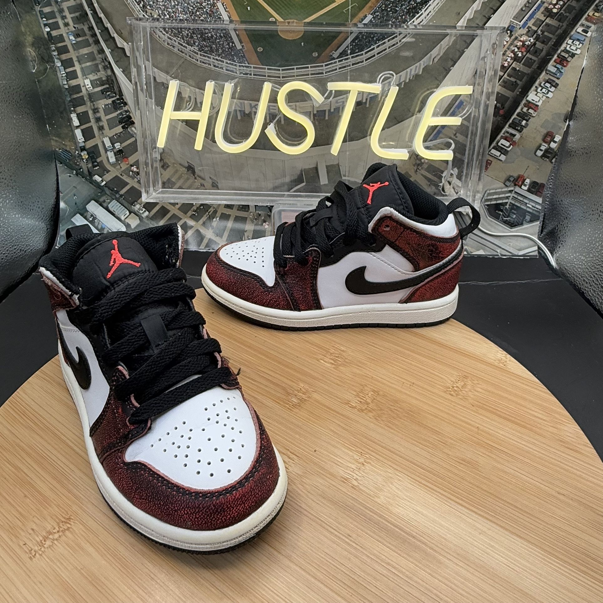 Nike Air Jordan 1 Mid (PS) Away Chicago Black Infrared Sz 11C
