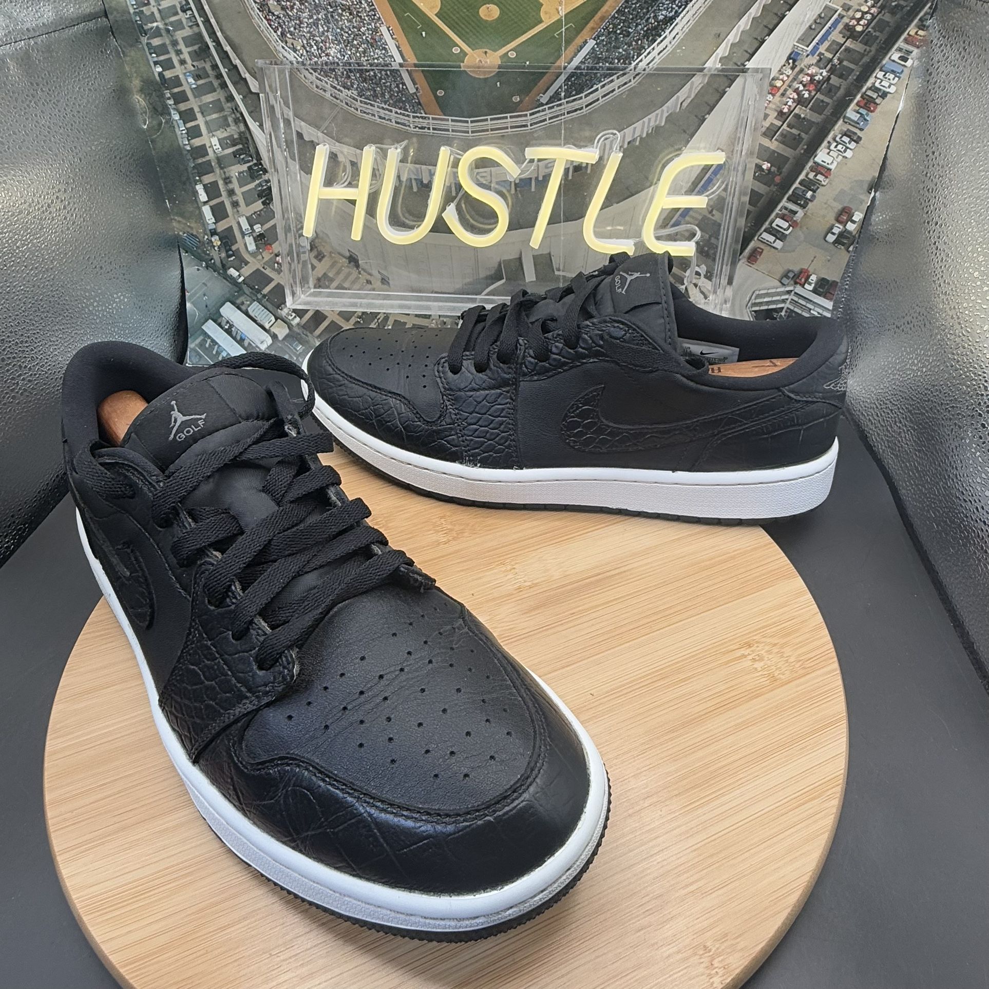 Jordan 1 Retro Low Golf “Black Croc” Men’s Sz 11.5