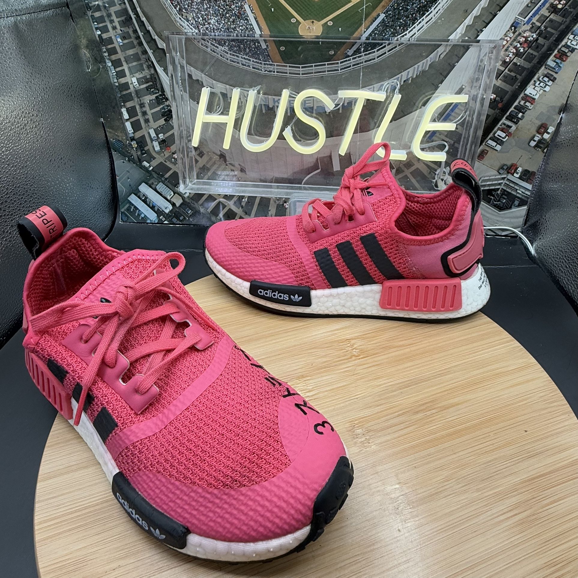 Adidas NMD_R1 Super Pnk Youth Sz 5/ Women’s Sz 6.5
